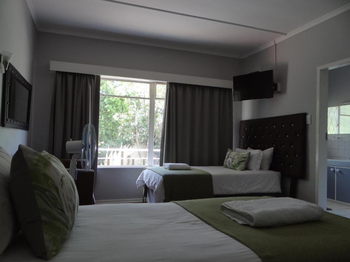 CREDO Guest House Bloemfontein Extérieur photo
