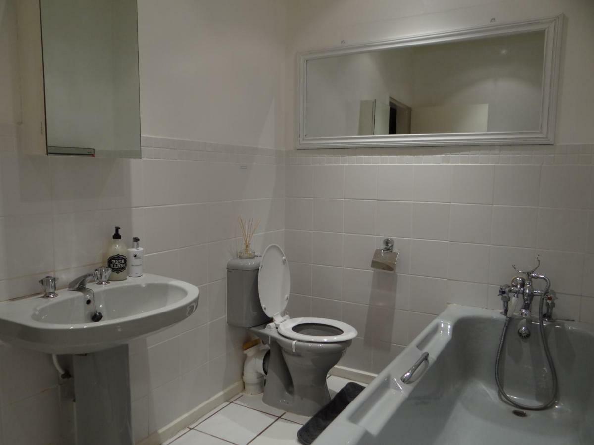 CREDO Guest House Bloemfontein Extérieur photo