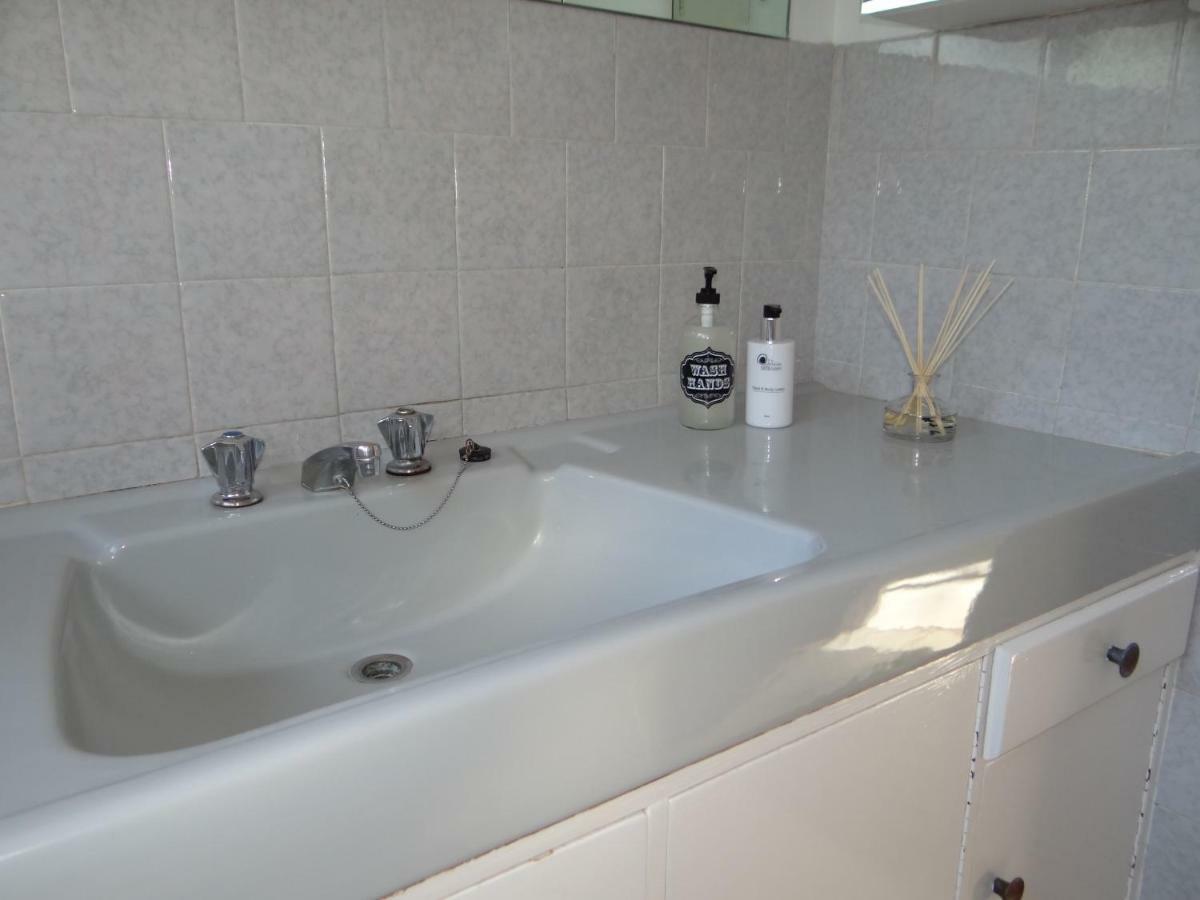 CREDO Guest House Bloemfontein Extérieur photo