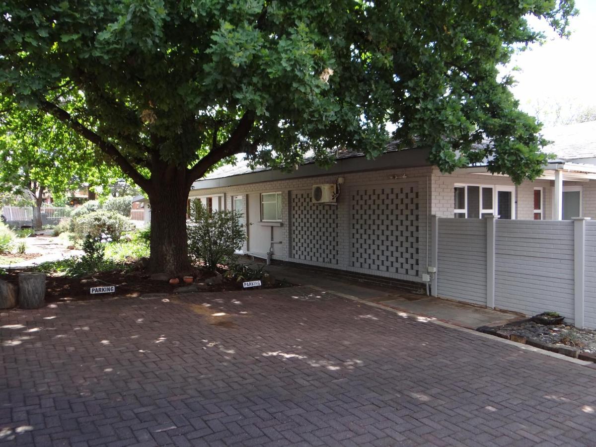 CREDO Guest House Bloemfontein Extérieur photo